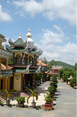 Cảnh trước chùa