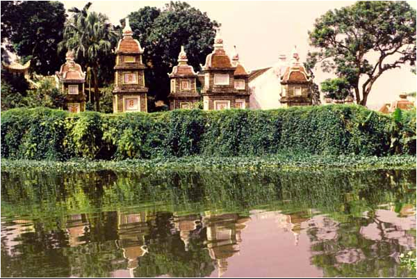 Vườn tháp