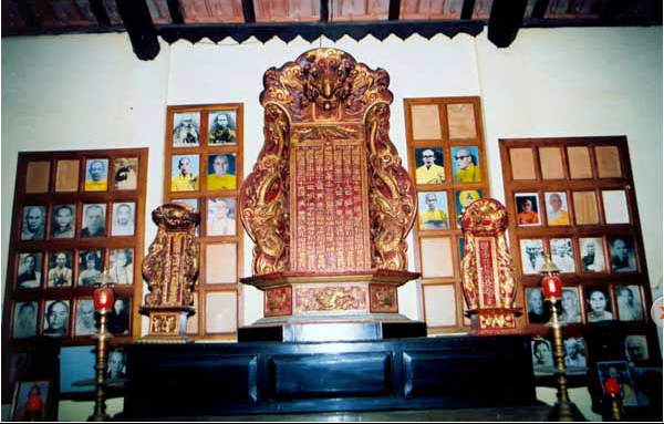 Bàn thờ Tổ