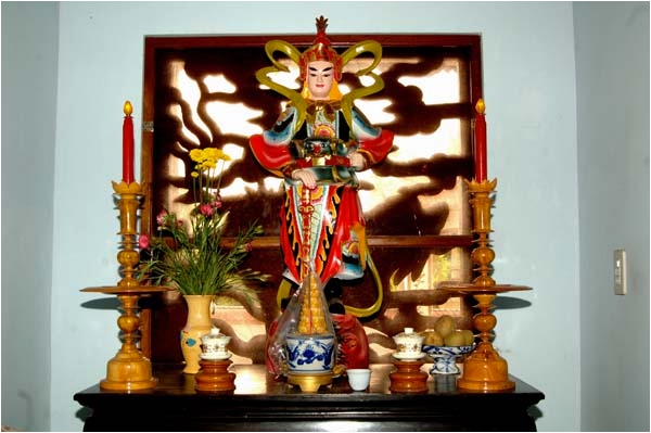 Bàn thờ Hộ Pháp