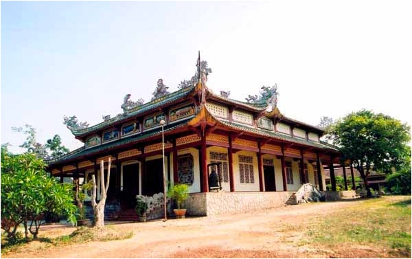 Mặt tiền chùa