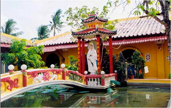 Đài Quan Âm năm 2003