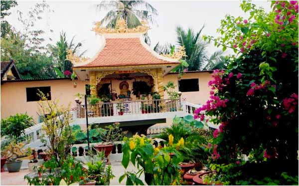 Điện thờ Di Lặc