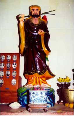 Tượng tổ sư Đạt Ma