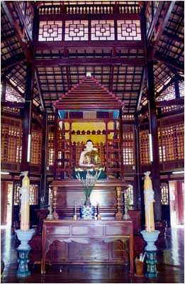 Điện Phật năm 1995