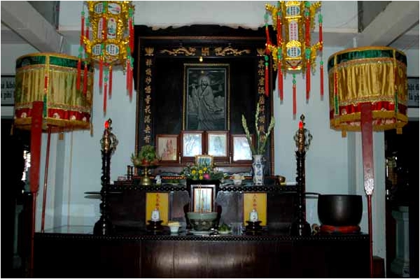Bàn thờ Tổ