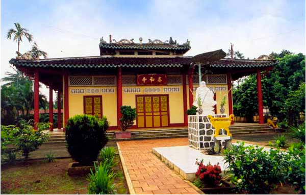 Mặt tiền chùa