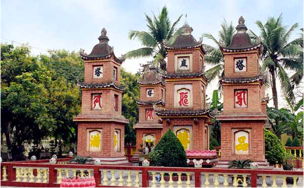 Vườn tháp