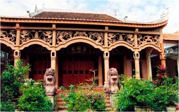 Nhà Tổ