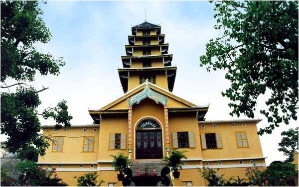 Mặt tiền chùa