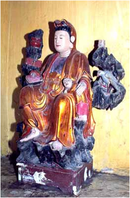Tượng Bồ tát Quan Âm