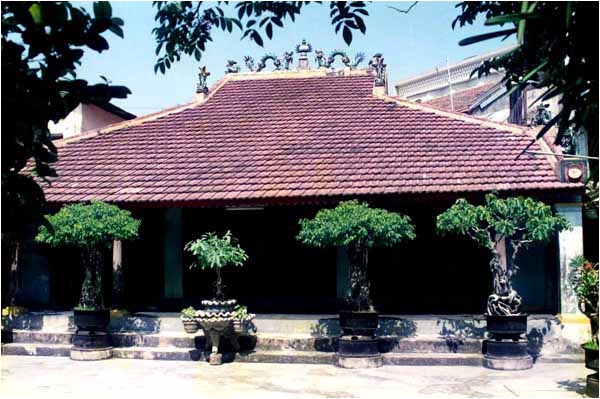 Mặt tiền chùa năm 1992
